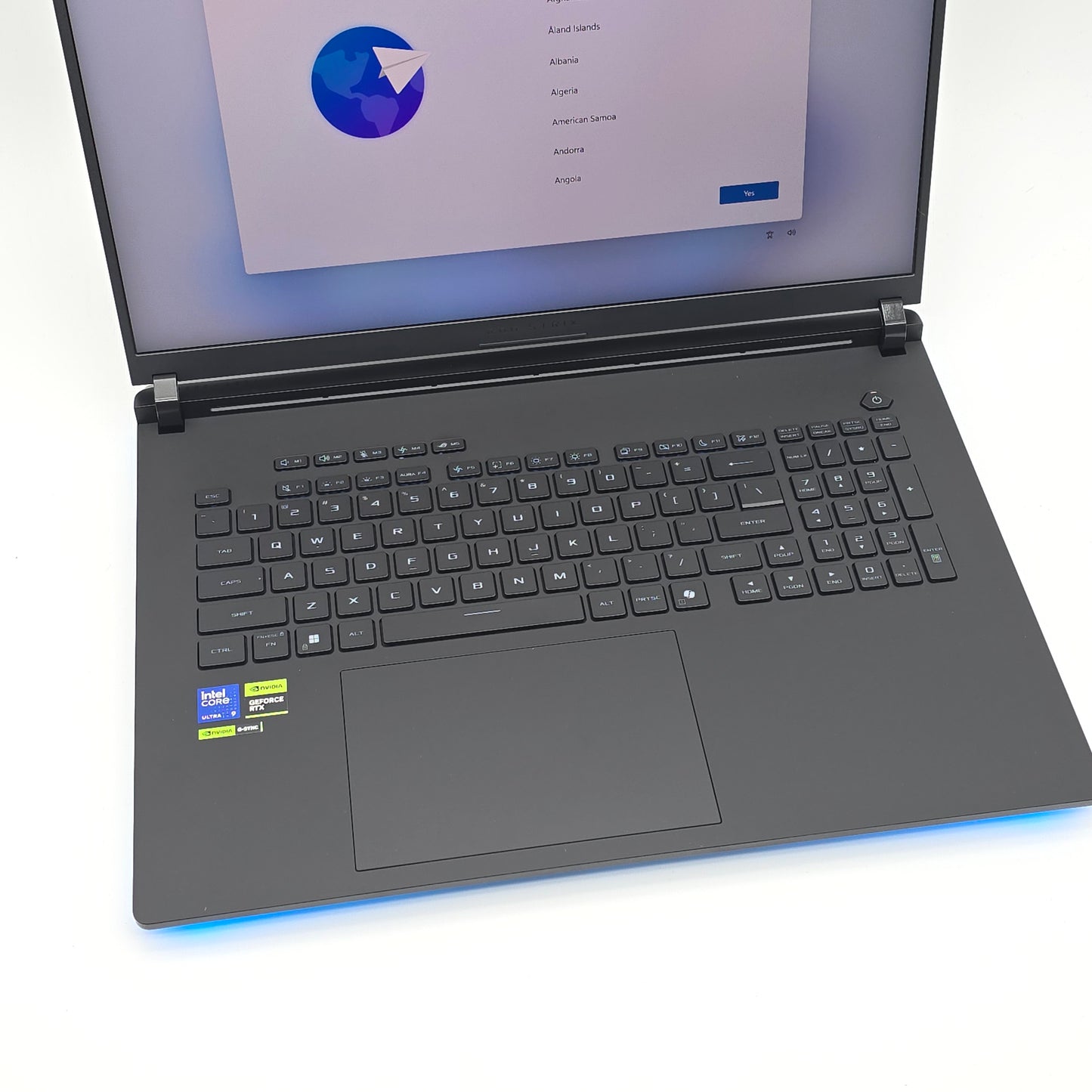 ASUS ROG STRIX SCAR 18, NVIDIA RTX 5090, Intel Ultra 9 275HX, 2TB NVMe, 32GB DDR5, QHD+ 240Hz Screen 18"