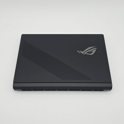 ASUS ROG STRIX SCAR 18, NVIDIA RTX 5090, Intel Ultra 9 275HX, 2TB NVMe, 32GB DDR5, QHD+ 240Hz Screen 18"