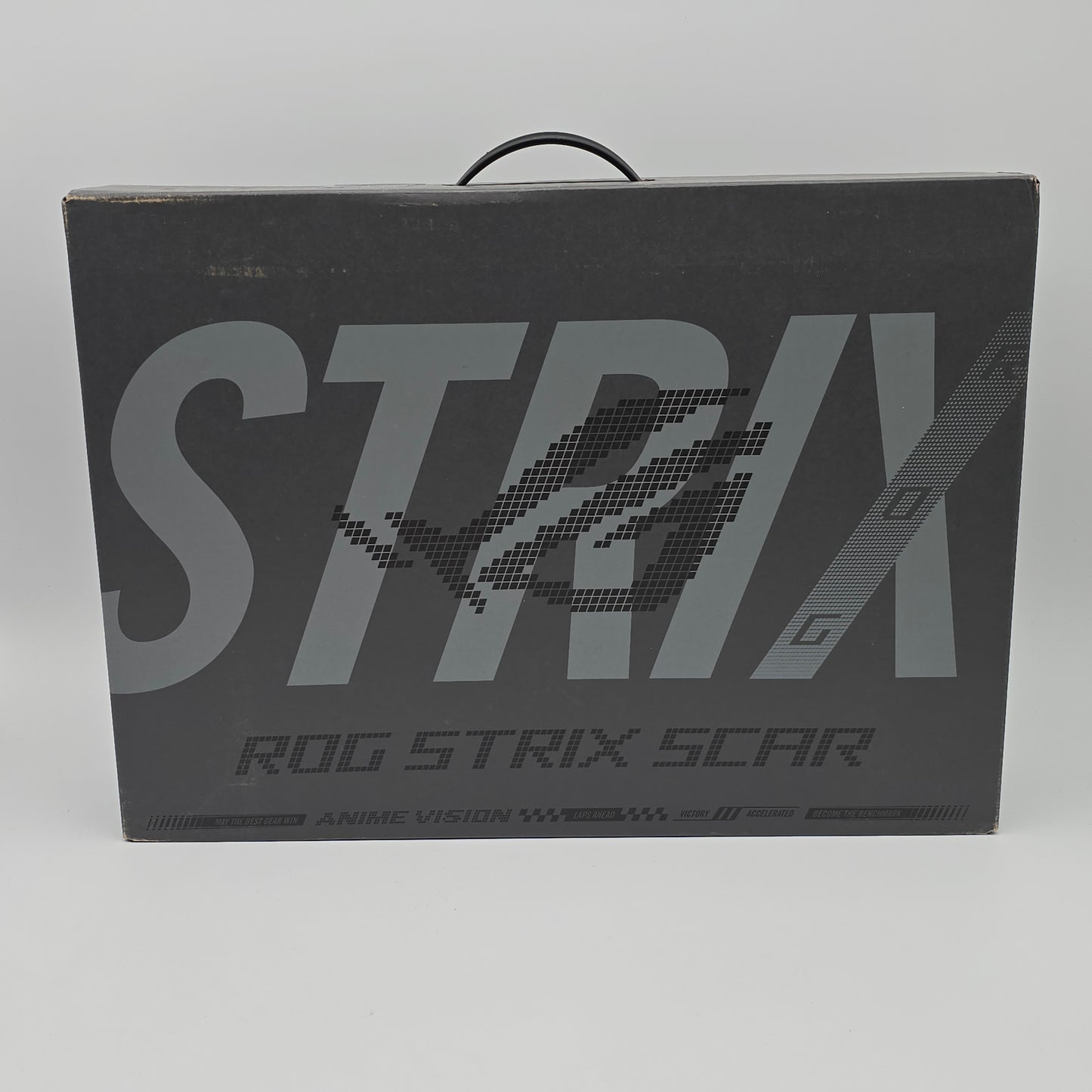 ASUS ROG STRIX SCAR 18, RTX 5080, Intel Core Ultra 9 275HX, 32GB DDR5, 2TB NVME, 18" QHD