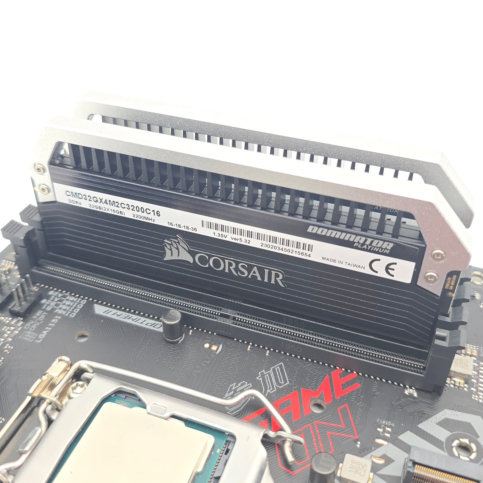 ASUS ROG Strix Z390-H Gaming ATX Motherboard, Intel Core i9-9900K CPU, 32GB Corsair Dominator Platinum DDR4 Memory RAM Combo