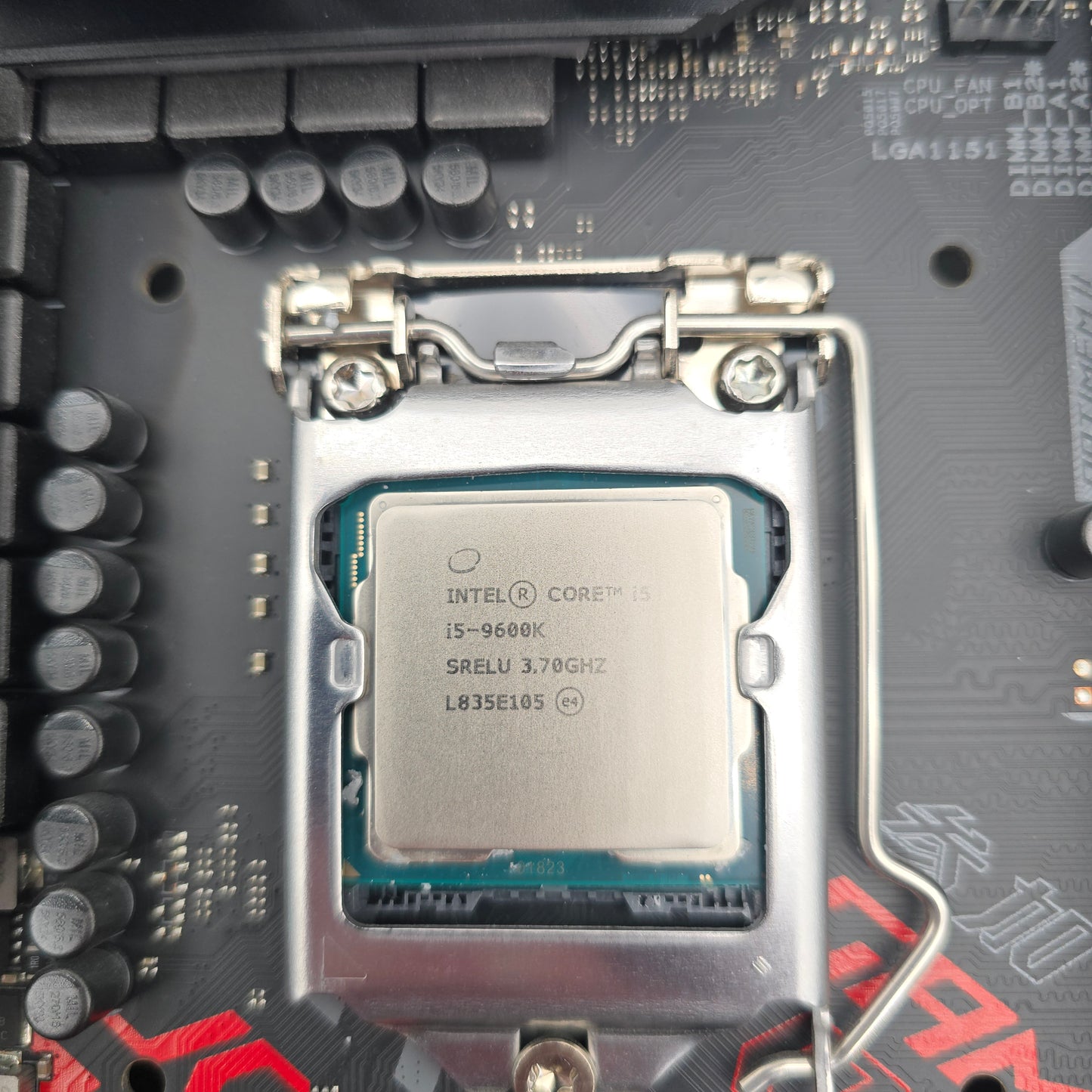 ASUS ROG STRIX Z390-H Gaming Motherboard, Intel Core i5-9600K CPU, Corsair Vengeance LPX 16GB DDR4, 3000MHz, CL15, Memory RAM
