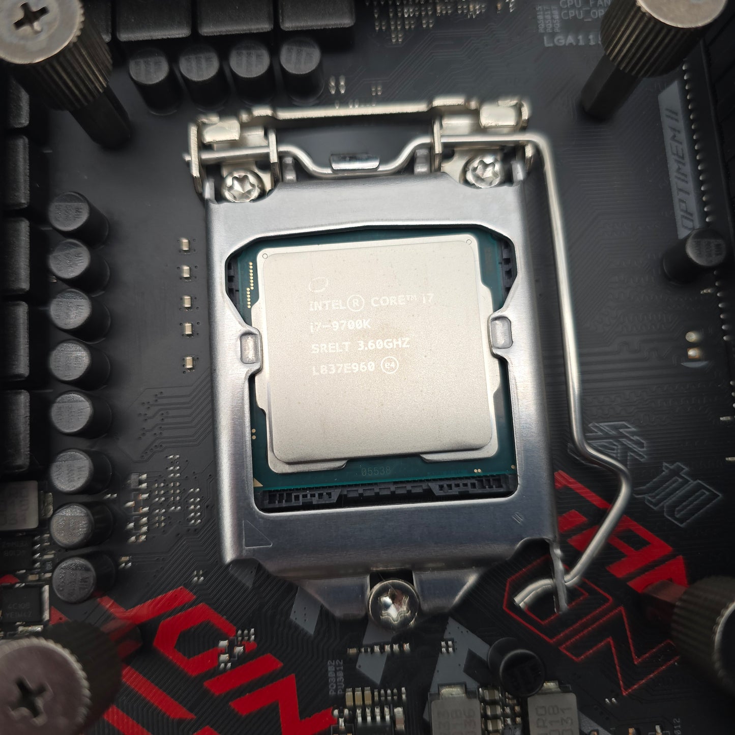 ASUS ROG STRIX Z390-H Gaming Motherboard, Intel i7-9700K CPU, Corsair Vengeance LPX 32GB DDR4 RAM (4x8GB) Combo