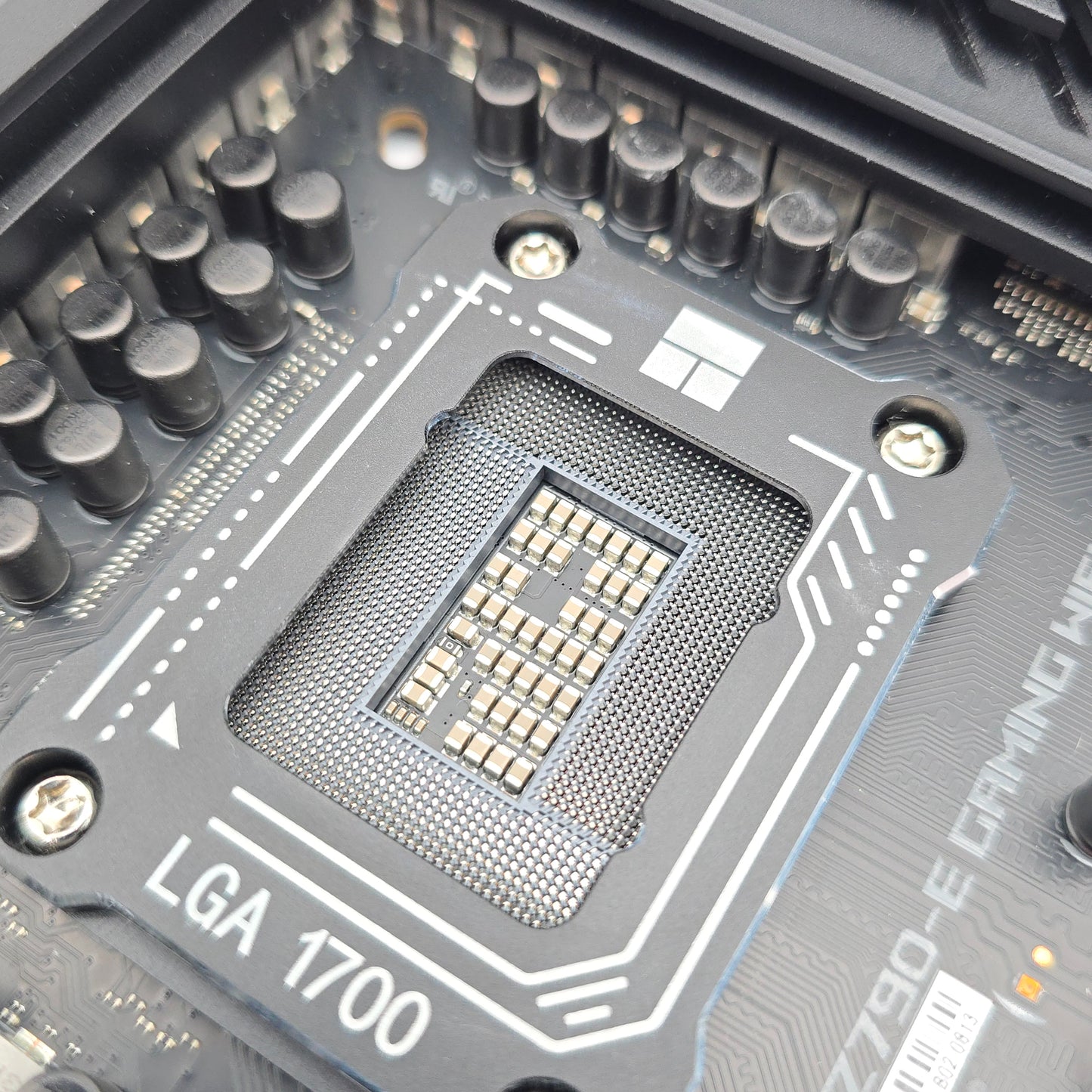 ASUS ROG STRIX Z790-E Gaming WiFi, Socket LGA1700, ATX Desktop Gaming Motherboard