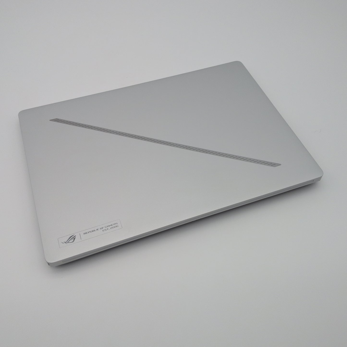 ASUS ROG Zephyrus G14, RTX 5070 Ti, Ryzen AI 9 HX 370, 32GB DDR5, 1TB NVMe, 14" 3K OLED, Gaming Laptop