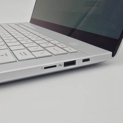 ASUS ROG Zephyrus G14 OLED, RTX 5080, Ryzen AI 9 HX 370, 32GB DDR5, 2TB NVMe, 14" QHD+ 120Hz OLED, Windows Gaming Laptop