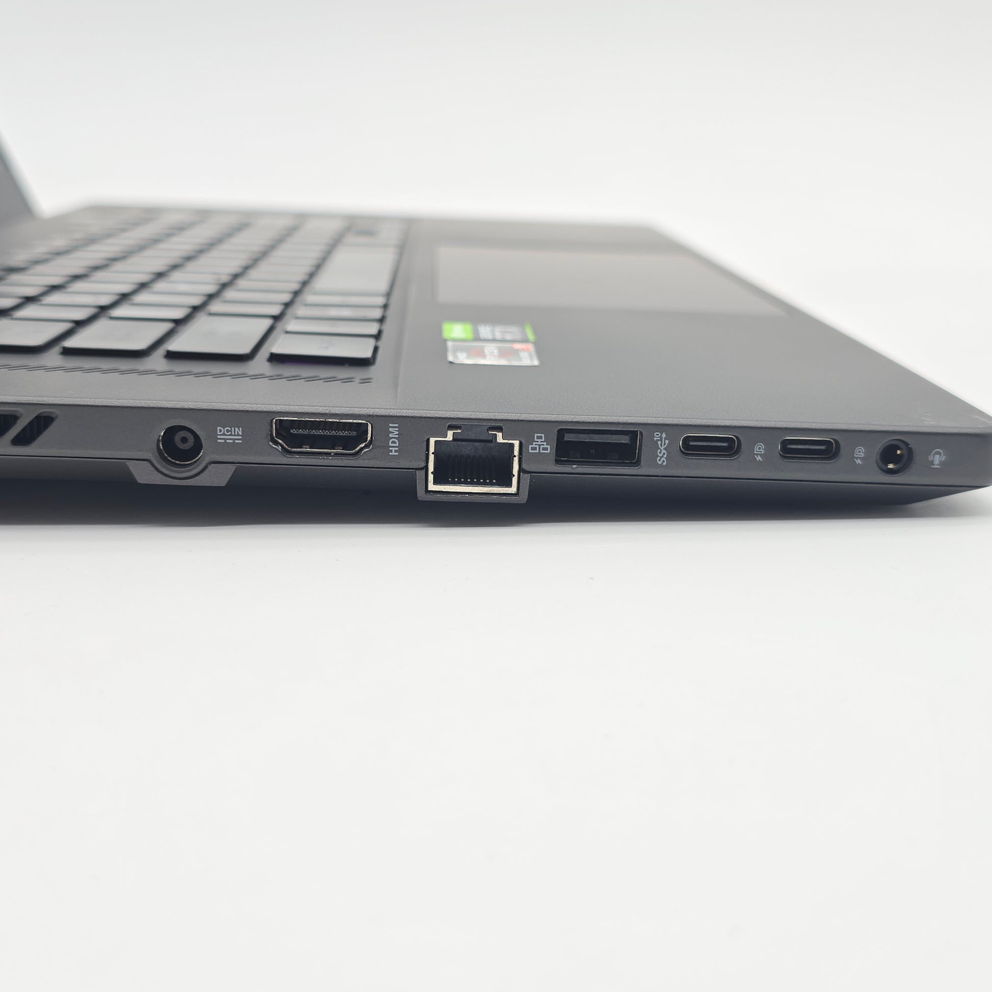 ASUS ROG Zephyrus G15 (2022), RTX 3060, AMD Ryzen 9 6900HS, 16GB DDR5, 512GB NVMe, 15.6" QHD 165Hz, Windows Gaming Laptop