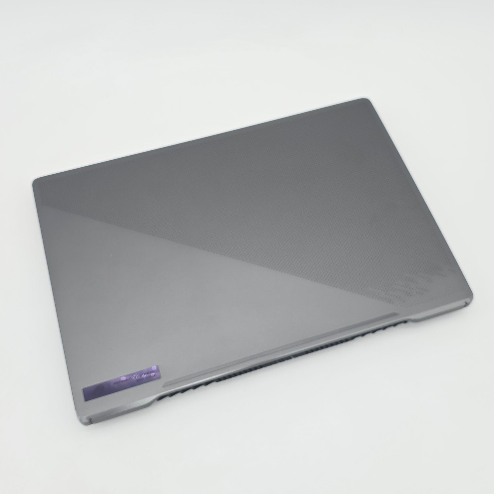 ASUS ROG Zephyrus G15 (2022), RTX 3060, AMD Ryzen 9 6900HS, 16GB DDR5, 512GB NVMe, 15.6" QHD 165Hz, Windows Gaming Laptop