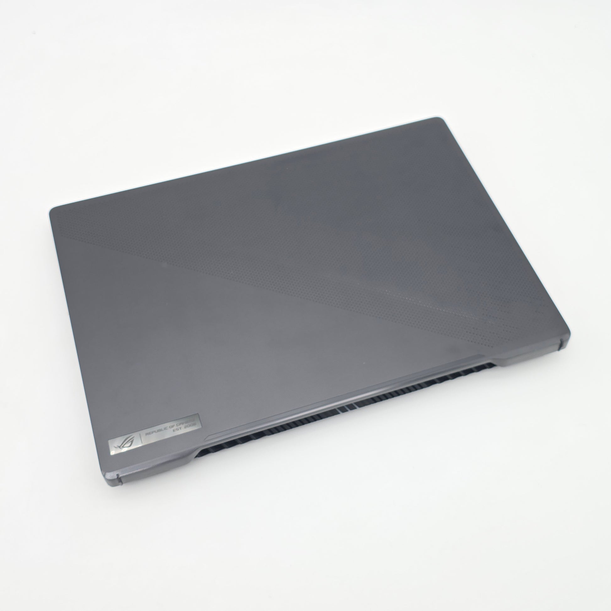 ASUS ROG Zephyrus M16 (2022), RTX 3070 Ti, Intel Core i9-12900H, 16GB DDR5, 1TB NVMe, 16" WQXGA 165Hz, Windows Gaming Laptop