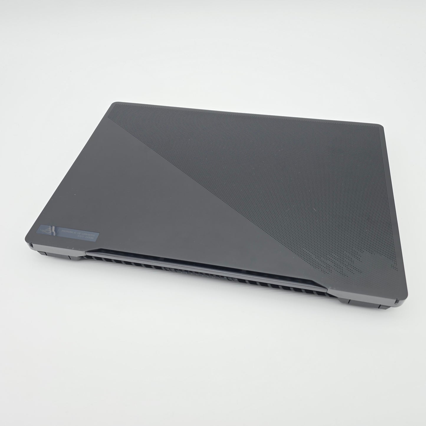 ASUS ROG Zephyrus M16, NVIDIA RTX 4080, Intel i9-13900H, 32GB DDR5, 2TB Storage, 16" QHD+ 240Hz Gaming Laptop