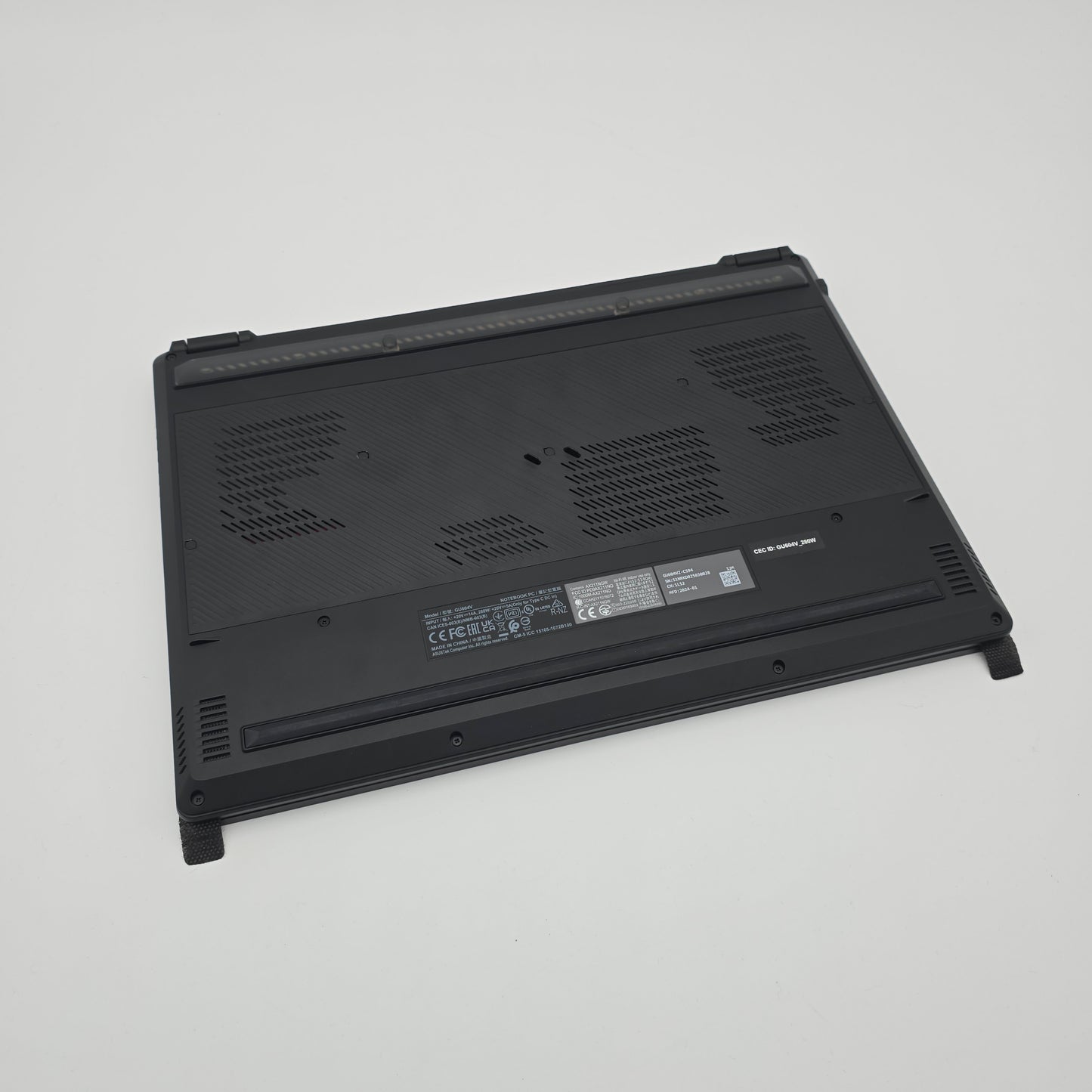 ASUS ROG Zephyrus M16, NVIDIA RTX 4080, Intel i9-13900H, 32GB DDR5, 2TB Storage, 16" QHD+ 240Hz Gaming Laptop