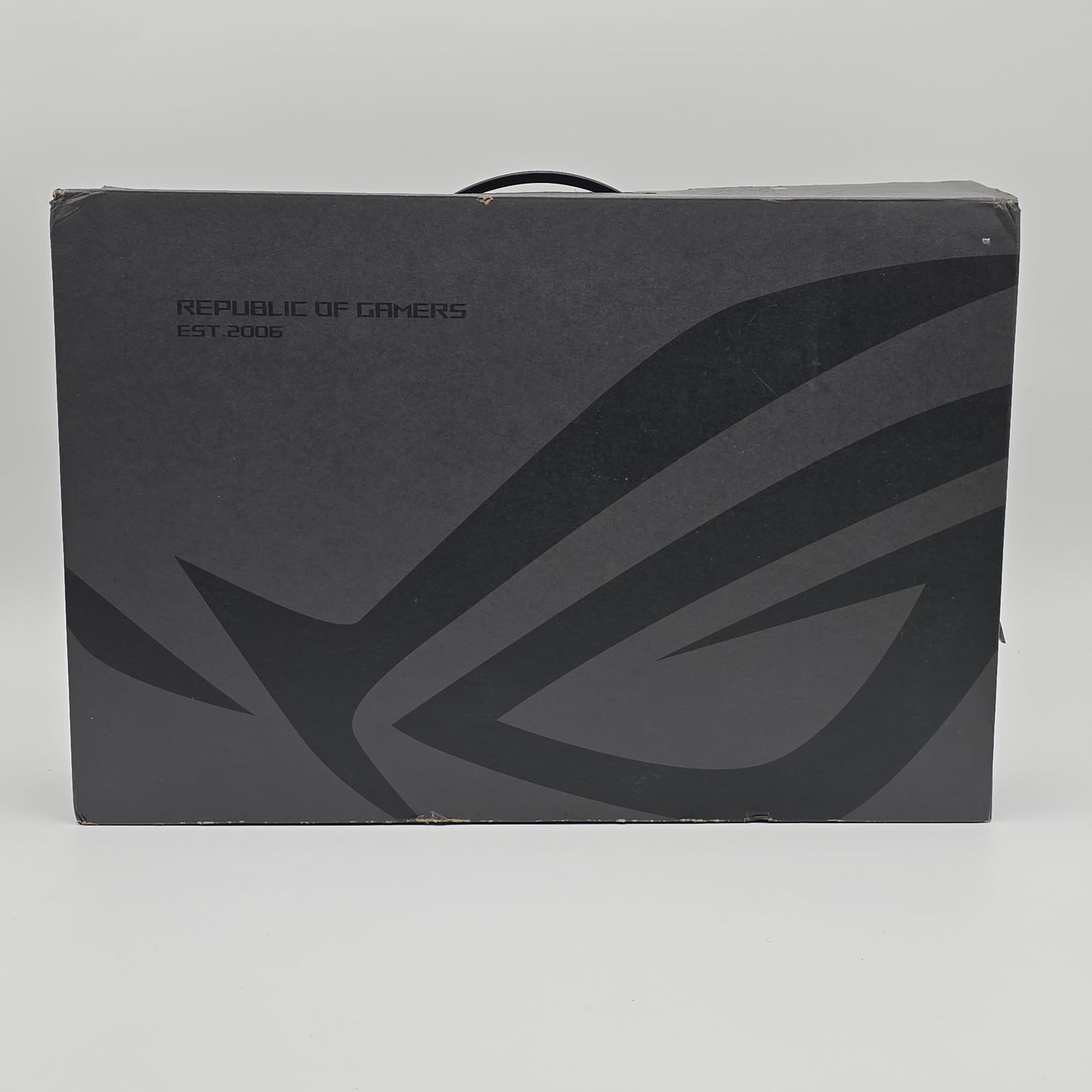 ASUS ROG Zephyrus G14 OLED, RTX 4060, AMD Ryzen 9 8945HS, 16GB DDR5, 1TB NVMe, 14" 2880x1800p 120Hz, Windows Gaming Laptop