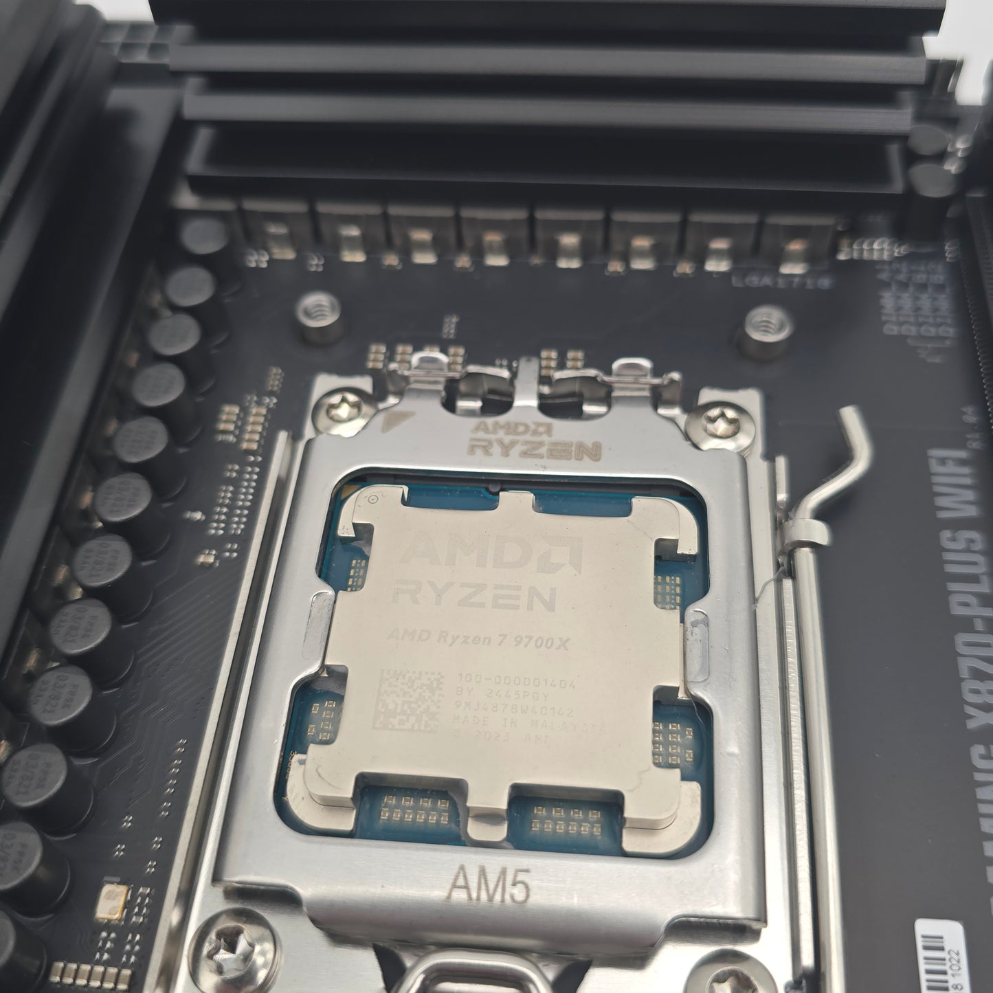ASUS TUF Gaming X870-Plus WiFi Gaming Motherboard + AMD Ryzen 7 9700X Processor CPU Combo