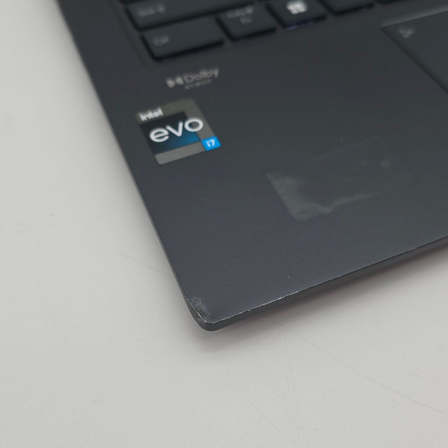 ASUS Zenbook 14x OLED 120Hz, Intel i7-13700H, 1TB NVMe, 2880x1800p Touchscreen QHD+