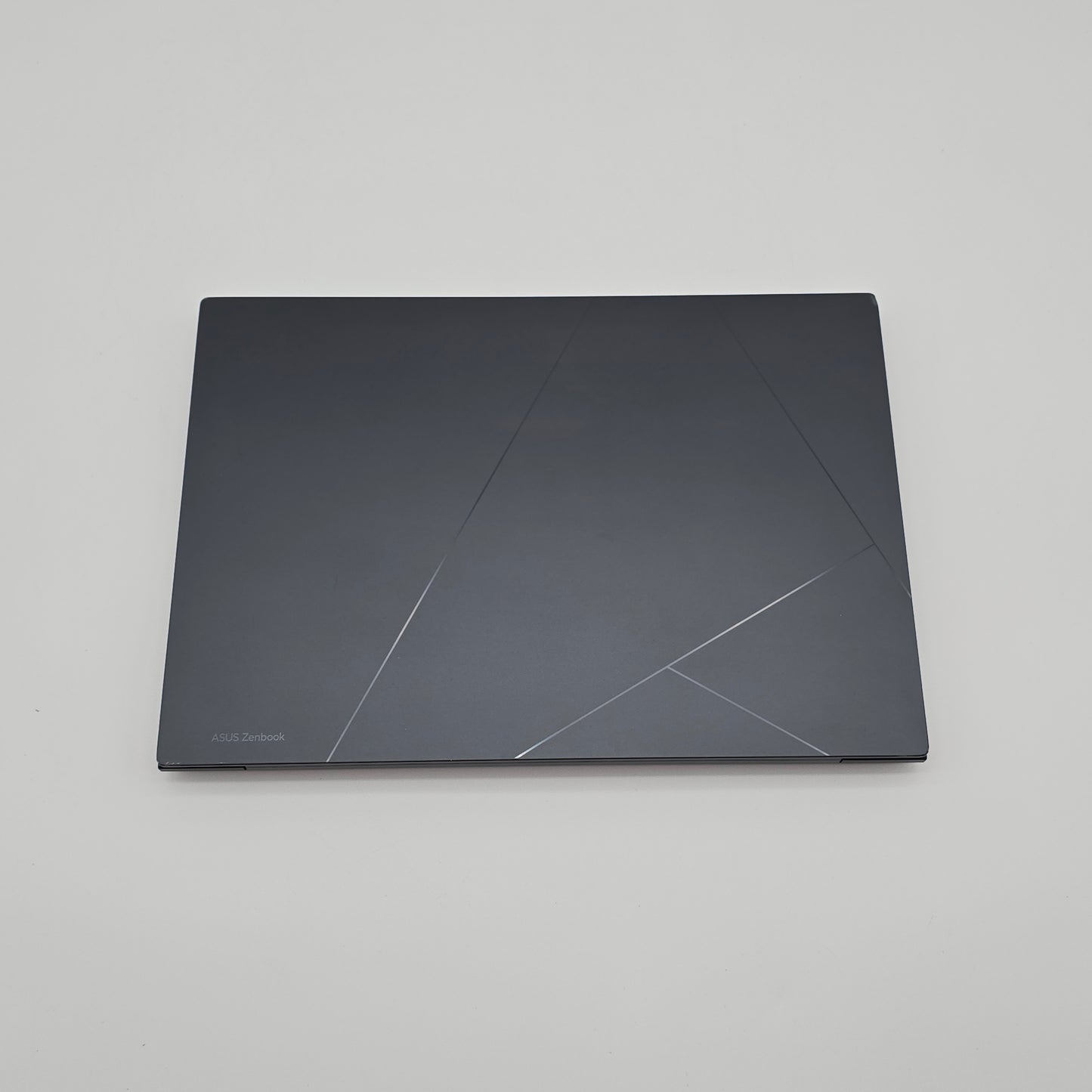 ASUS Zenbook 14x OLED 120Hz, Intel i7-13700H, 1TB NVMe, 2880x1800p Touchscreen QHD+