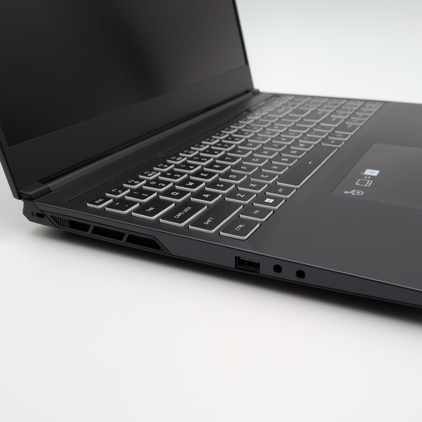 Bimbox Slim Lite 16, RTX 4050, Intel i9-13900H, 32GB DDR5 Ram, 16" 1920x1200p 165Hz, Gaming Laptop