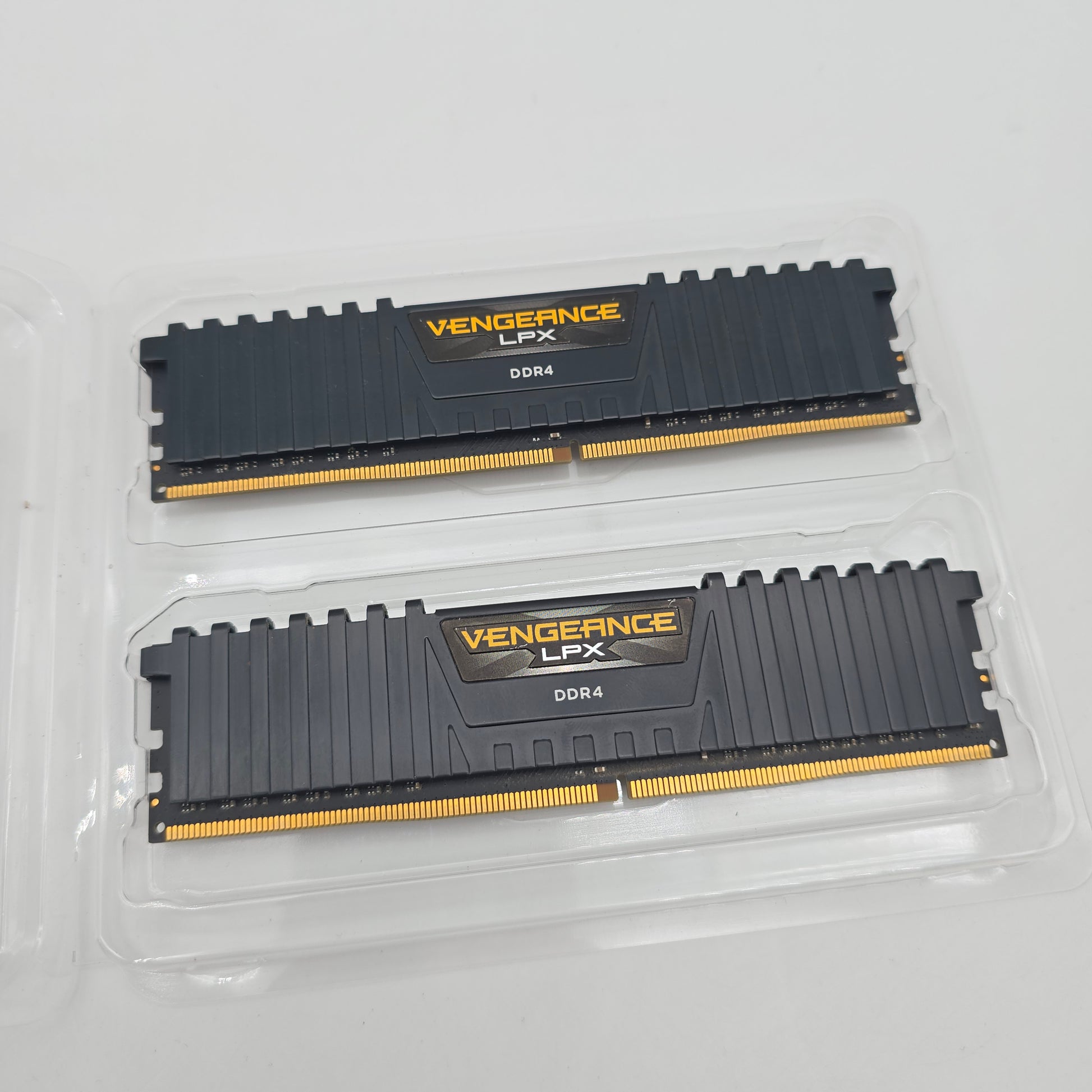 Corsair Vengeance LPX 16GB DDR4, 2666MHz, CL16-18-18-35, Desktop Gaming Memory RAM (2x8GB)