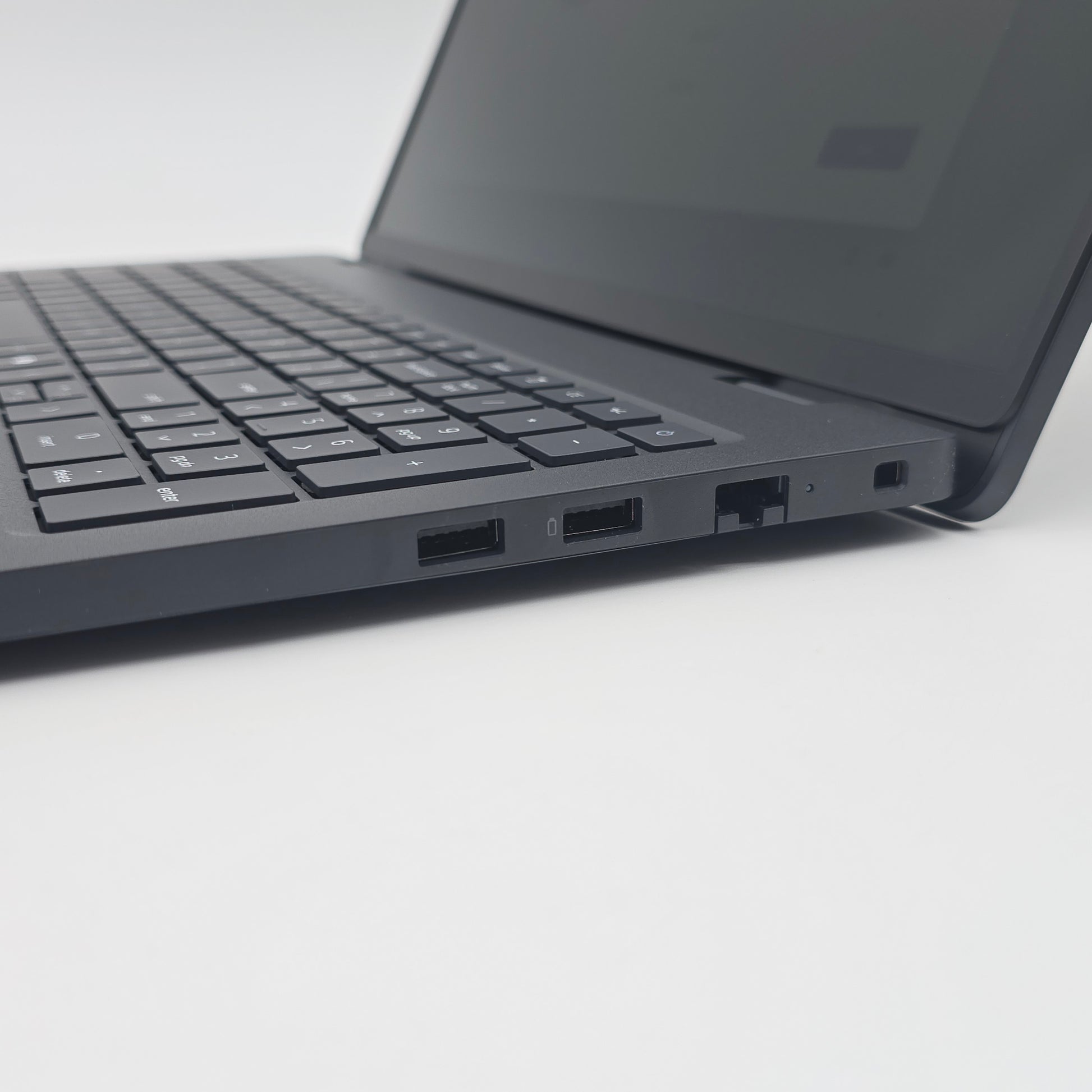 Dell Pro 16 PC16250, Intel Core 7 150U, 16GB DDR5, 512GB NVMe, 16" FHD+ 60Hz, Windows Gaming Laptop