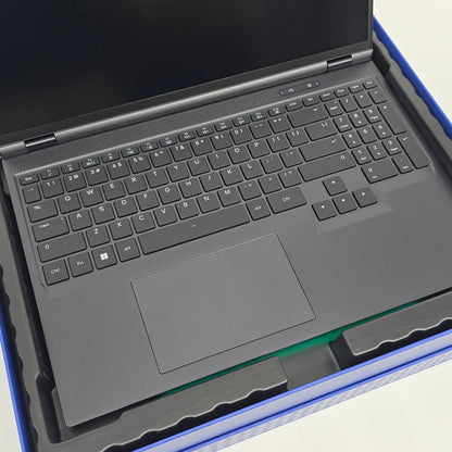 Eluktronics Hydroc 16, RTX 4090, Intel i9-14900HX, 8TB NVMe, 64GB DDR5, 240Hz QHD Gaming Laptop