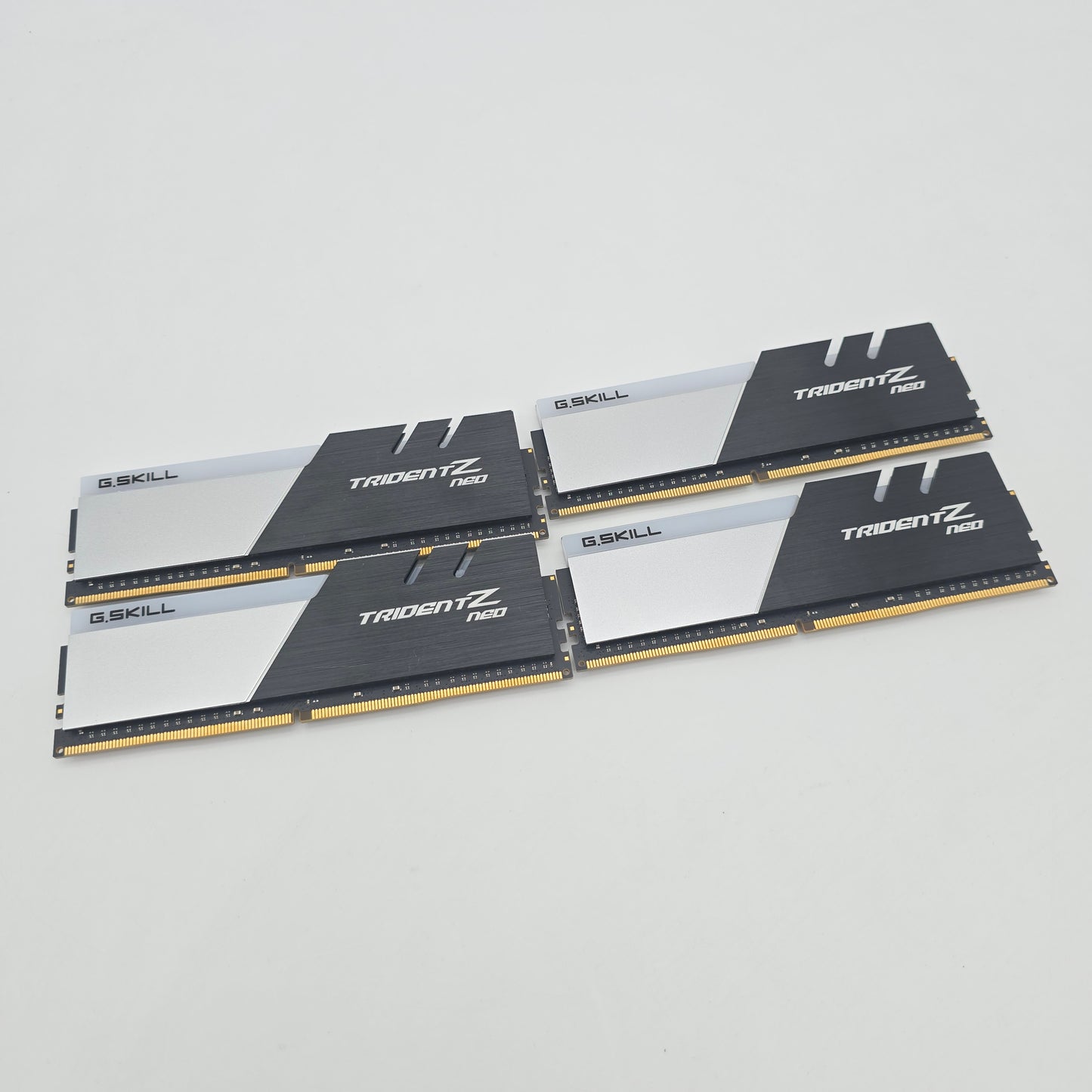 G.Skill Trident Z Neo 64GB DDR4, 3200MHz, CL16-18-38-38, Desktop Gaming Memory RAM (4x16GB)