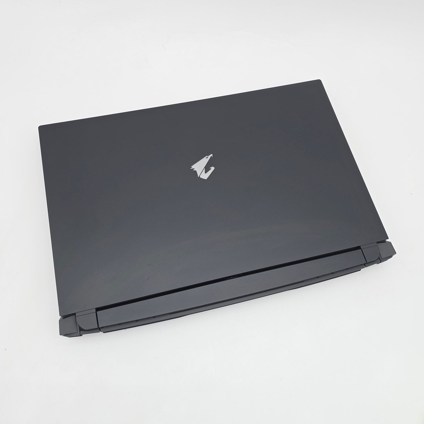 Gigabyte Aorus 15P XD, RTX 3070, Intel Core i7-11800H, 16GB DDR4, 1TB NVMe, 15.6" FHD 240Hz, Windows Gaming Laptop