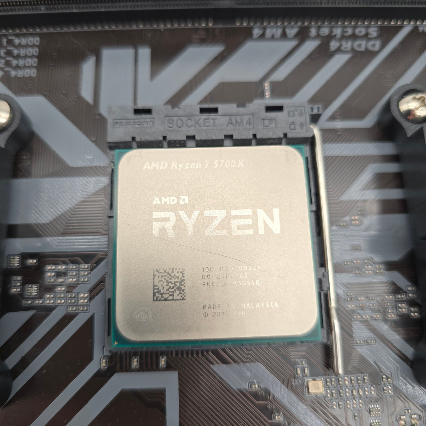Gigabyte B450M-DS3H Gaming Motherboard, AMD Ryzen 7 5700X Processor CPU, Ramaxel 32GB DDR4 2666MHz Memory RAM Combo