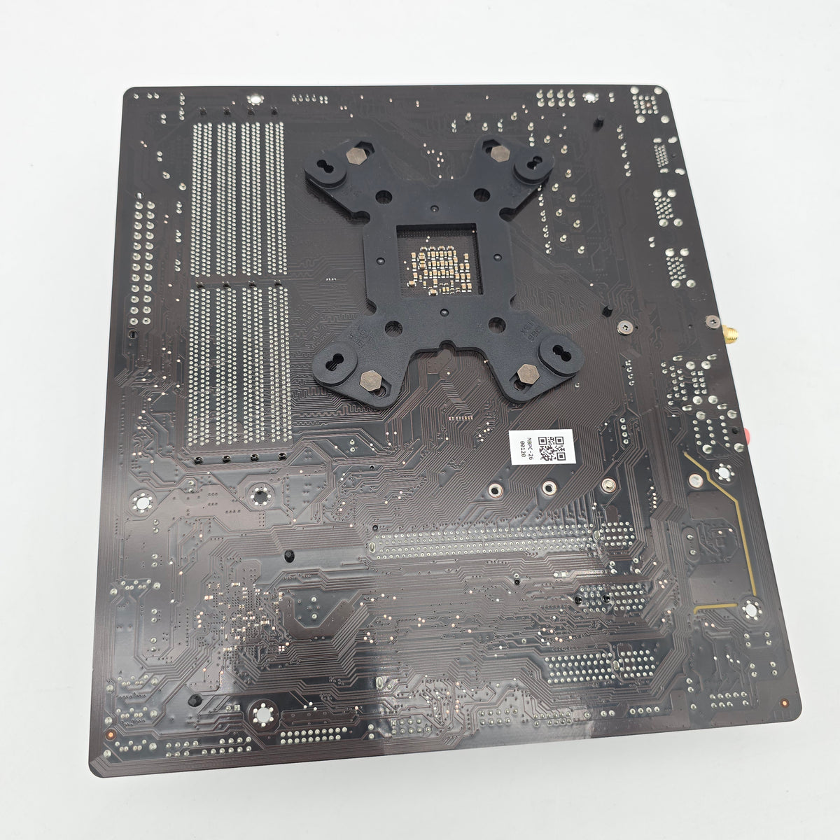 Gigabyte B450M DS3H WiFi V2 Gaming Motherboard, AMD Ryzen 7 3700X CPU, 32GB Corsair Vengeance RGB Pro DDR4 3200MHz RAM Combo