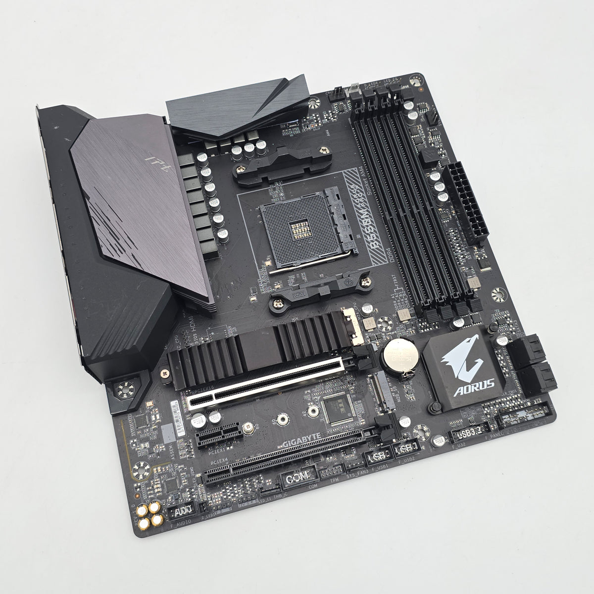 Gigabyte B550M Aorus Pro-P, AMD AM4 Socket, Micro-ATX Gaming Motherboard