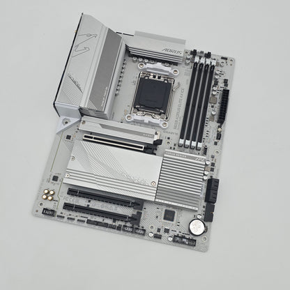 Gigabyte B650 Aorus Elite AX Ice, AMD AM5 Socket ATX Gaming Motherboard