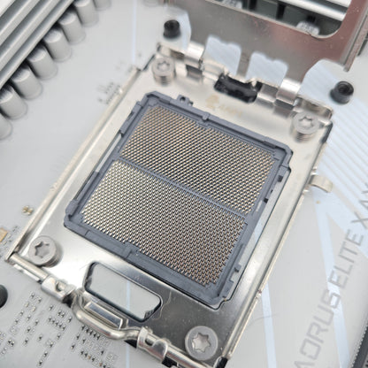 Gigabyte B650E Aorus Elite X AX Ice, AMD Socket AM5 ATX Gaming Motherboard