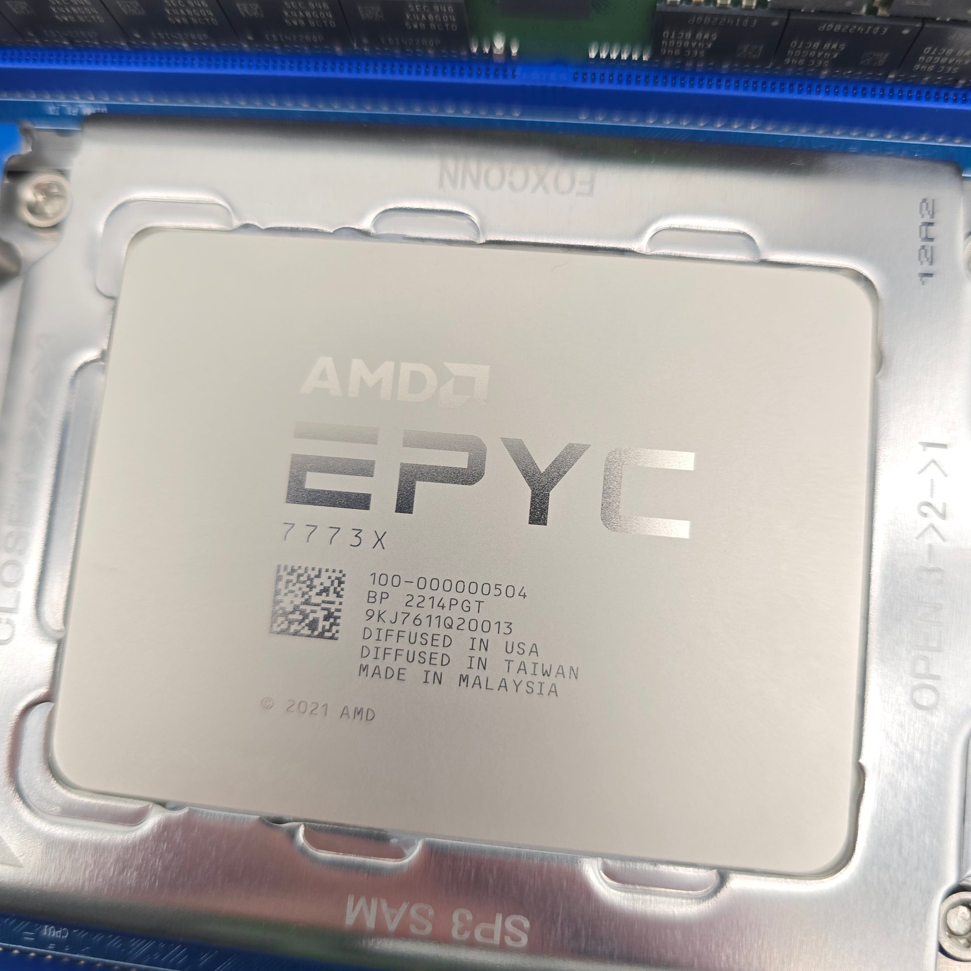 Gigabyte MZ72-HB0 Dual Socket Motherboard, 2xAMD EPYC 7773X Server Processor CPU, 512GB DDR4 COMBO