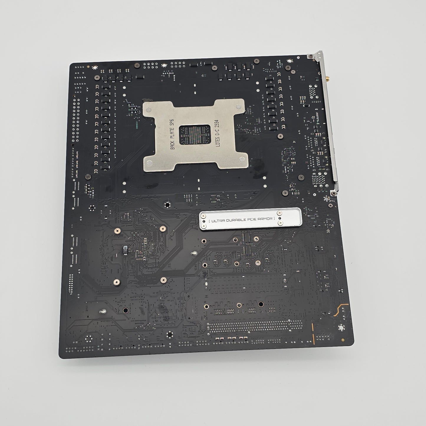 Gigabyte TRX50 AERO D AMD Threadripper Motherboard + Ryzen Threadripper 7960X Workstation Motherboard Combo