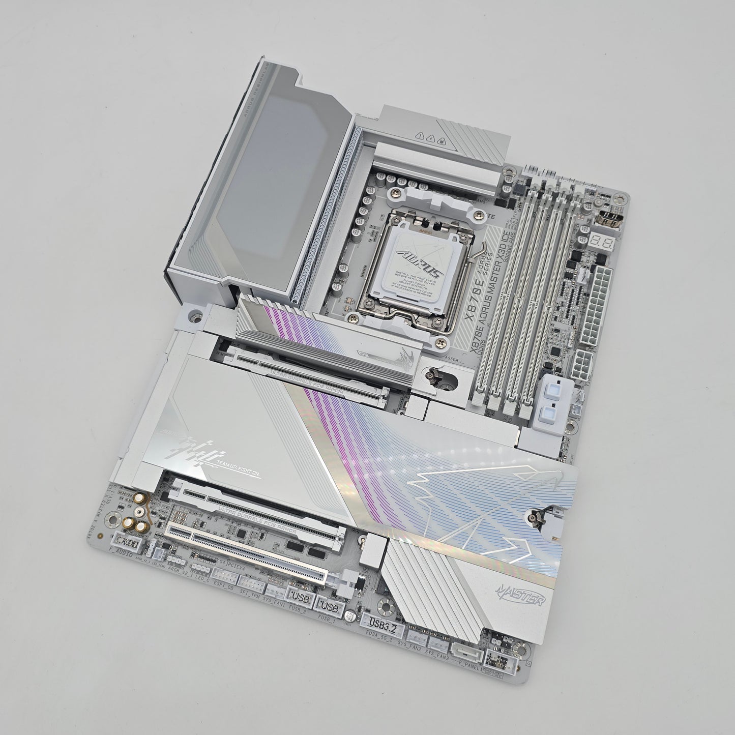Gigabyte X870E Aorus Master X3D Ice, AMD Socket AM5 ATX Gaming Motherboard