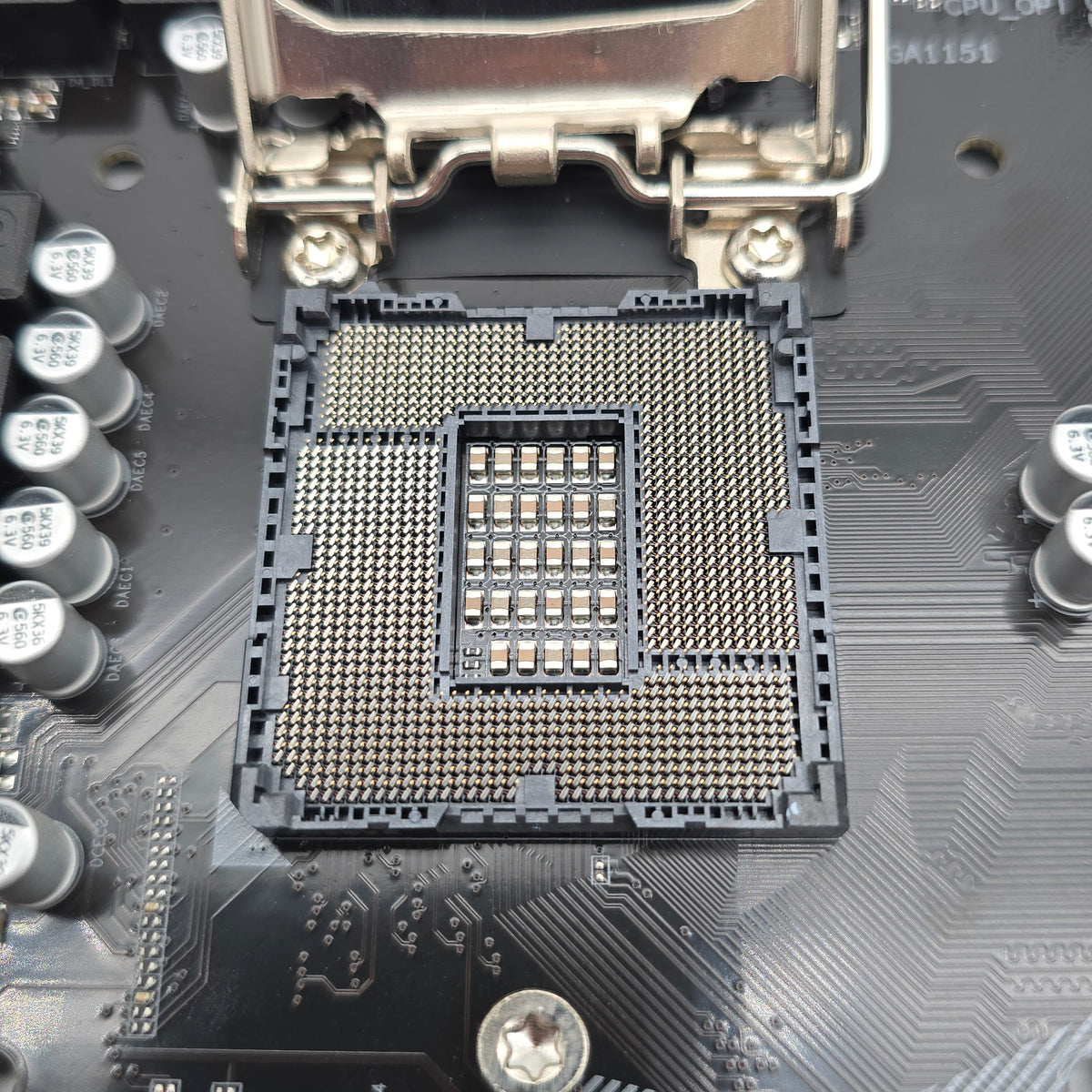 Gigabyte Z370 Aorus Gaming WiFi, Intel LGA 1151 Socket ATX Gaming Motherboard