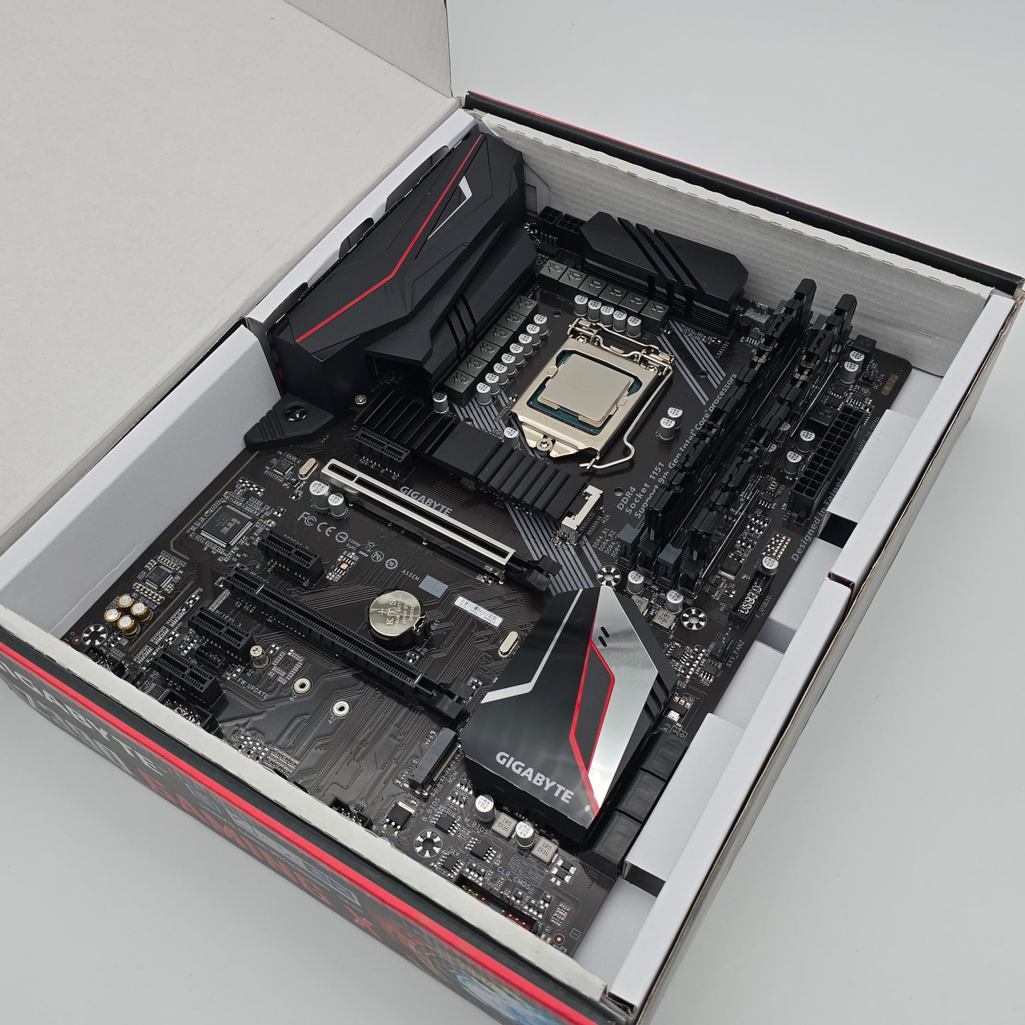 Gigabyte Z390 Gaming X, Intel Core i9-9900K, 32GB DDR4, Motherboard+CPU+RAM Combo