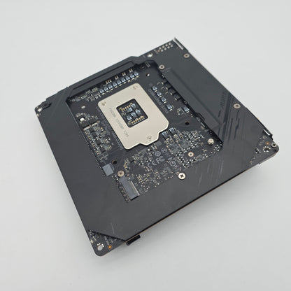Gigabyte Z590I Aorus Ultra Mini-ITX Gaming Motherboard, Intel i7-11700K Desktop Gaming Processor CPU Combo