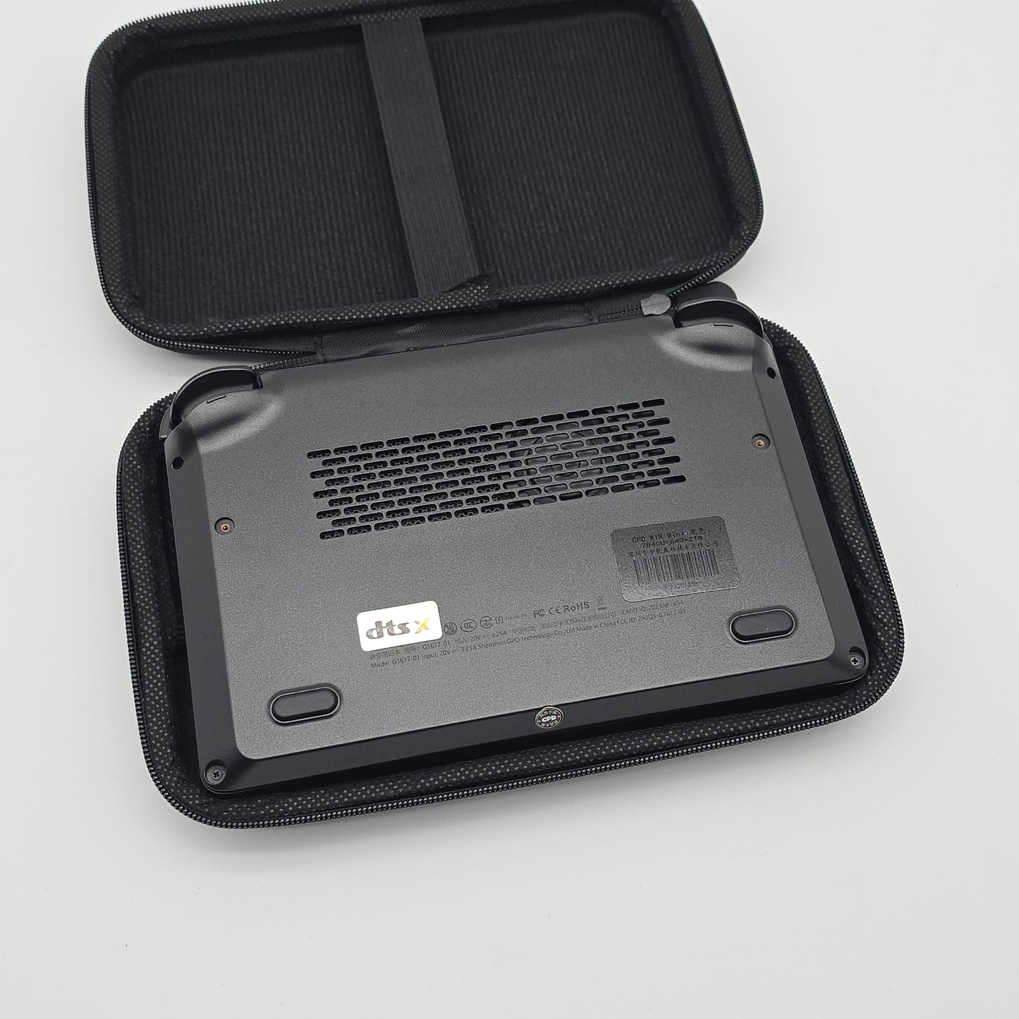 GPD Win Mini, AMD Ryzen 7 7840U, 64GB RAM, 2TB NVMe Handheld Gaming PC