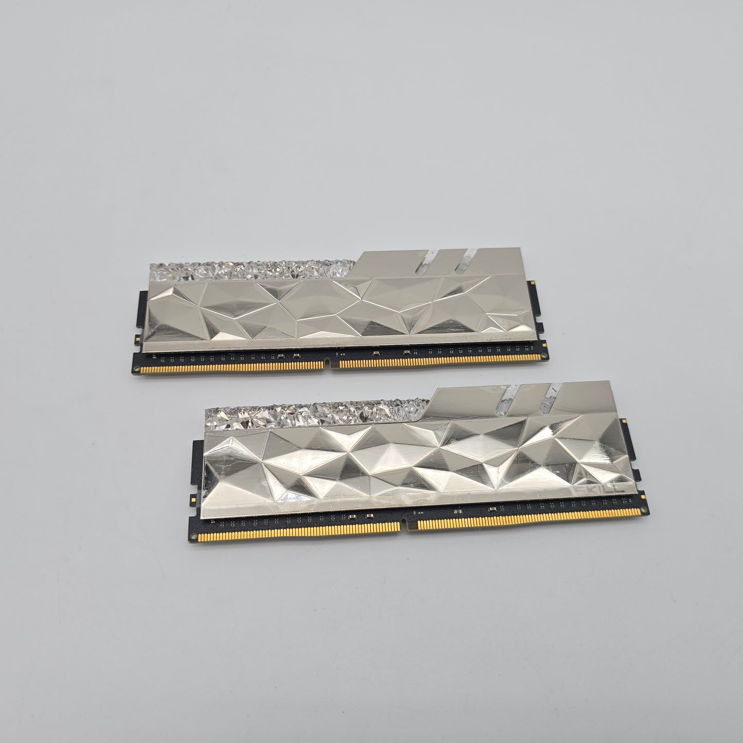 FOR PARTS G.Skill Trident Z Royal Elite 32GB DDR4, 3600MHz, CL16, Desktop Gaming Memory RAM (2x16GB)
