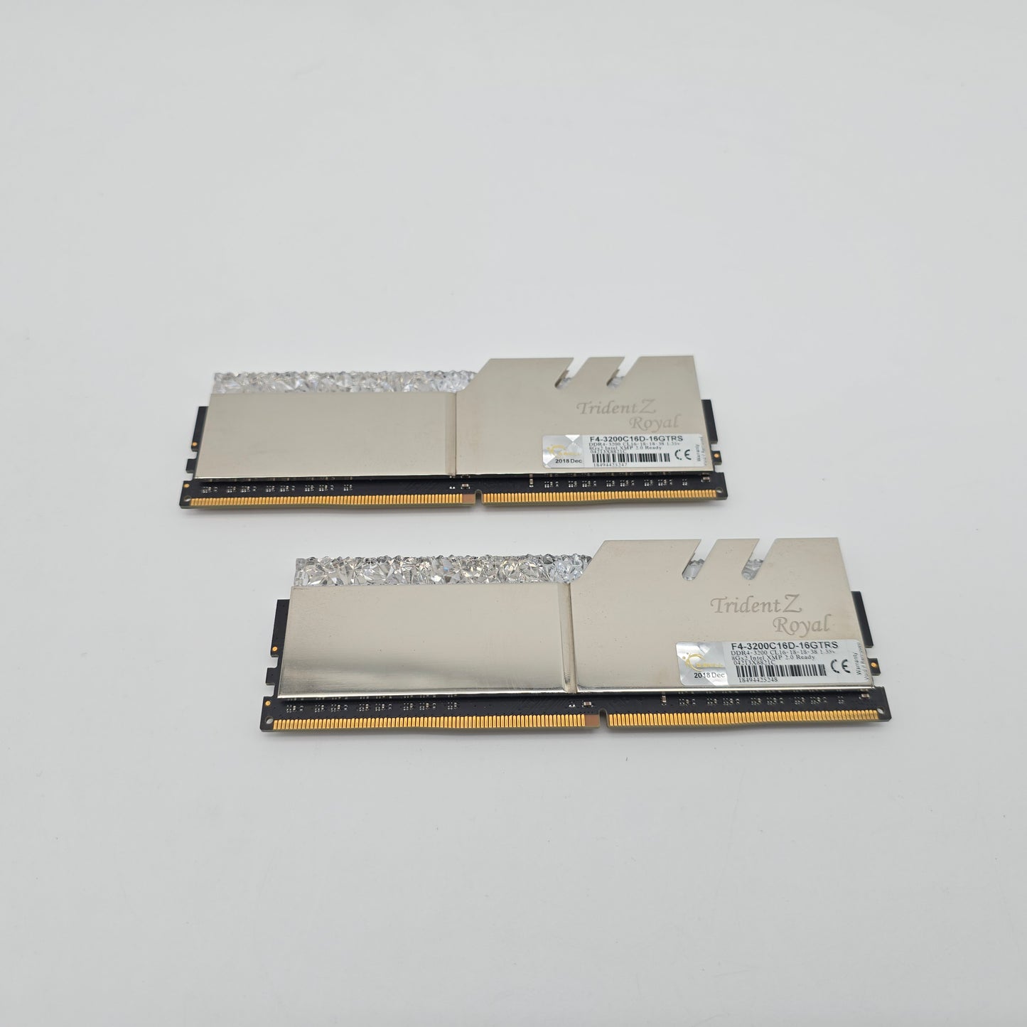 G.Skill Trident Z Royal 16GB DDR4, 3200MHz, CL16, Desktop Gaming Memory RAM (2x8GB)