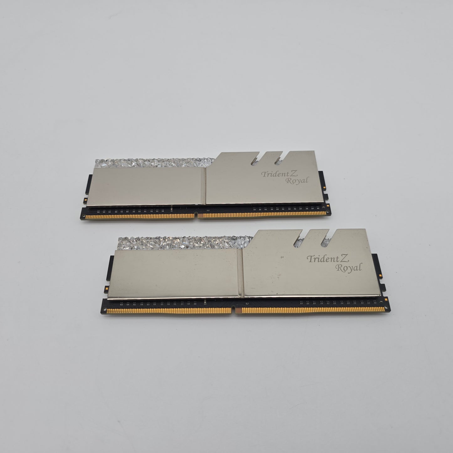 G.Skill Trident Z Royal 16GB DDR4, 3200MHz, CL16, Desktop Gaming Memory RAM (2x8GB)