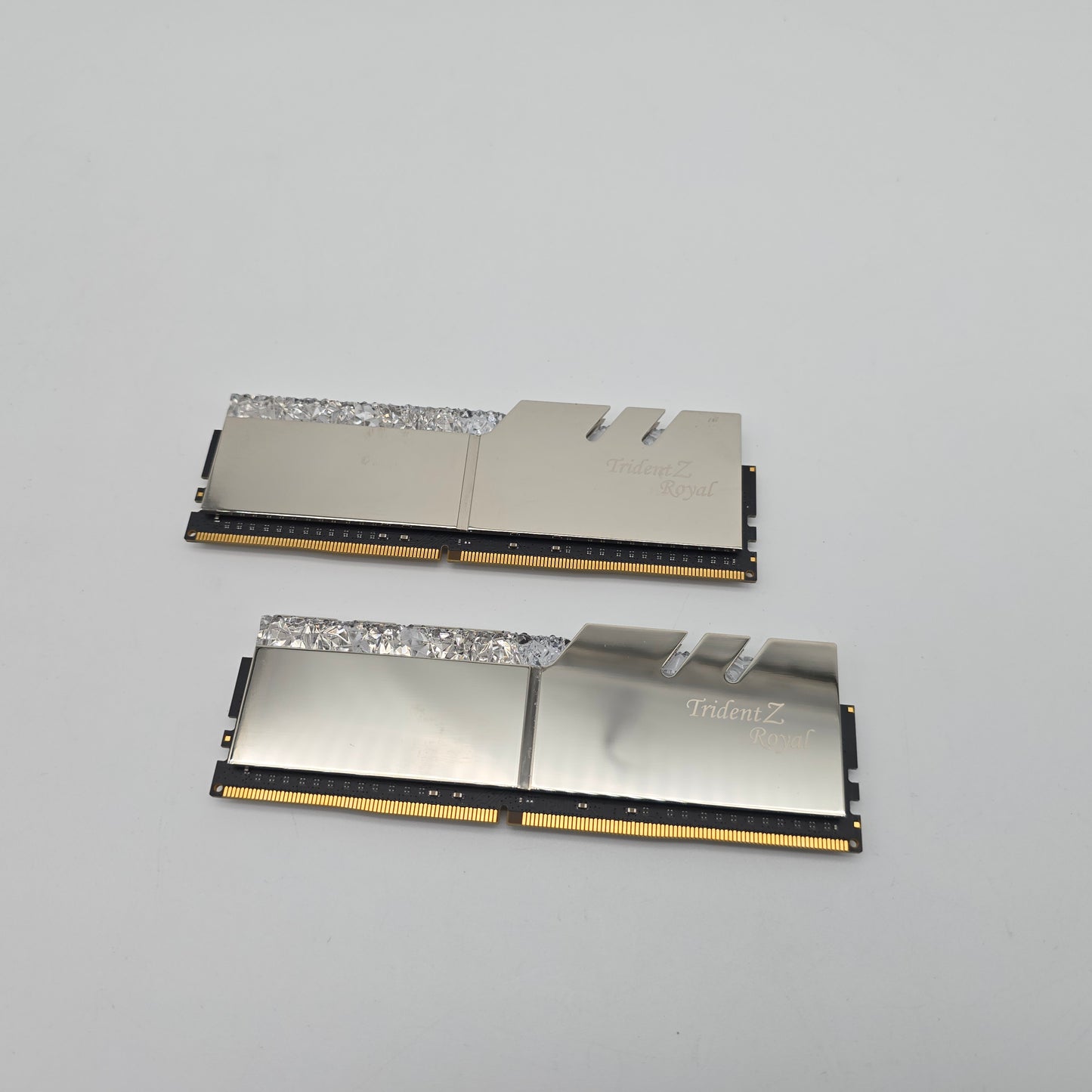 G.Skill Trident Z Royal 64GB DDR4, 4400MHz, CL19, Desktop Gaming Memory RAM (2x32GB)