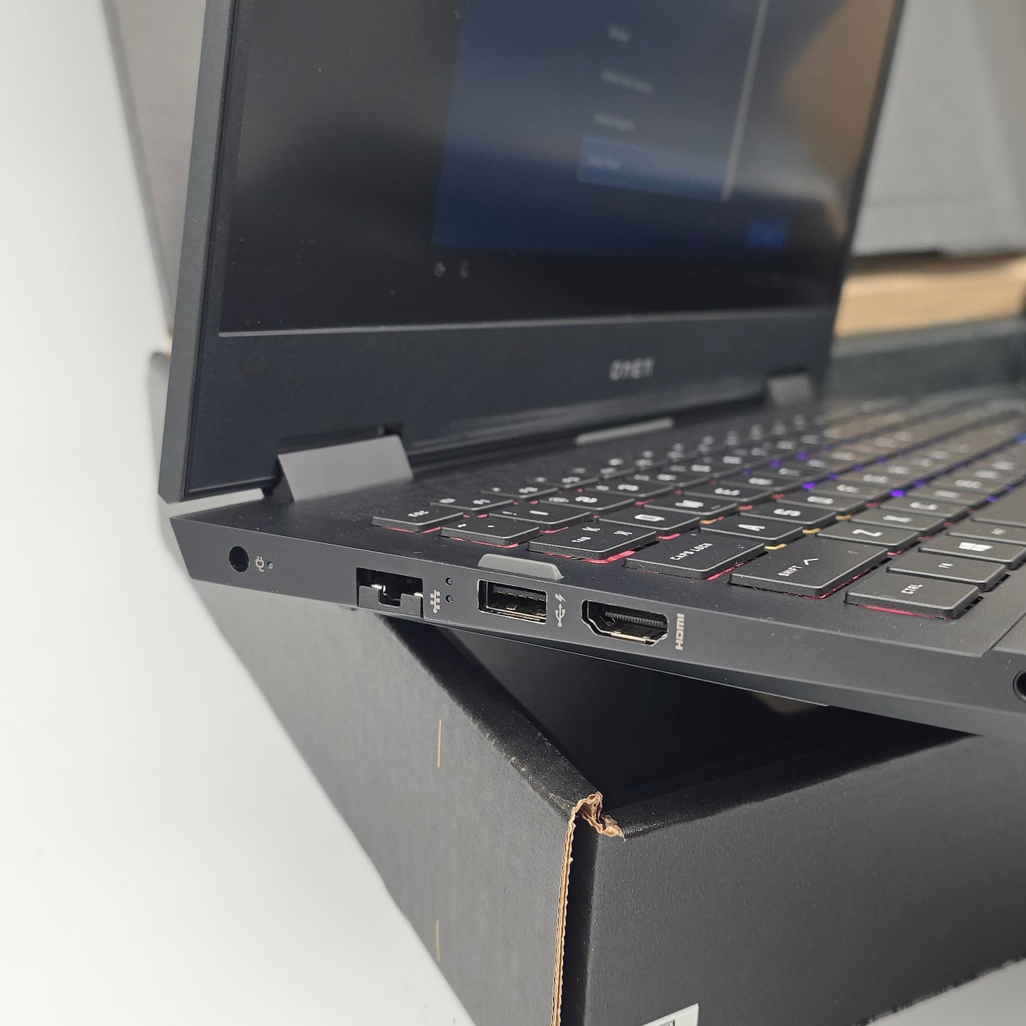 HP Omen 15 Gaming Laptop, NVIDIA RTX 3070, Ryzen 9 5900HX, 165Hz QHD Screen