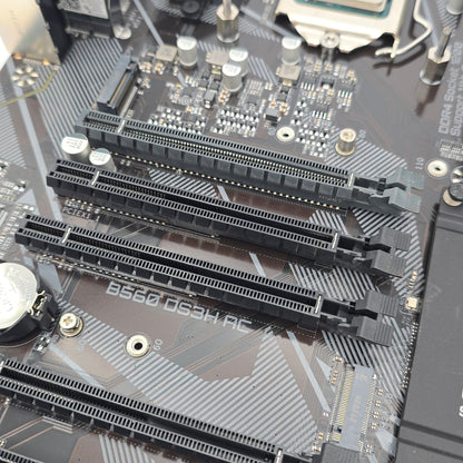 Intel i9-10900K, Gigabyte B560 Motherboard, 32GB Corsair Dominator Platinum DDR4 RAM COMBO