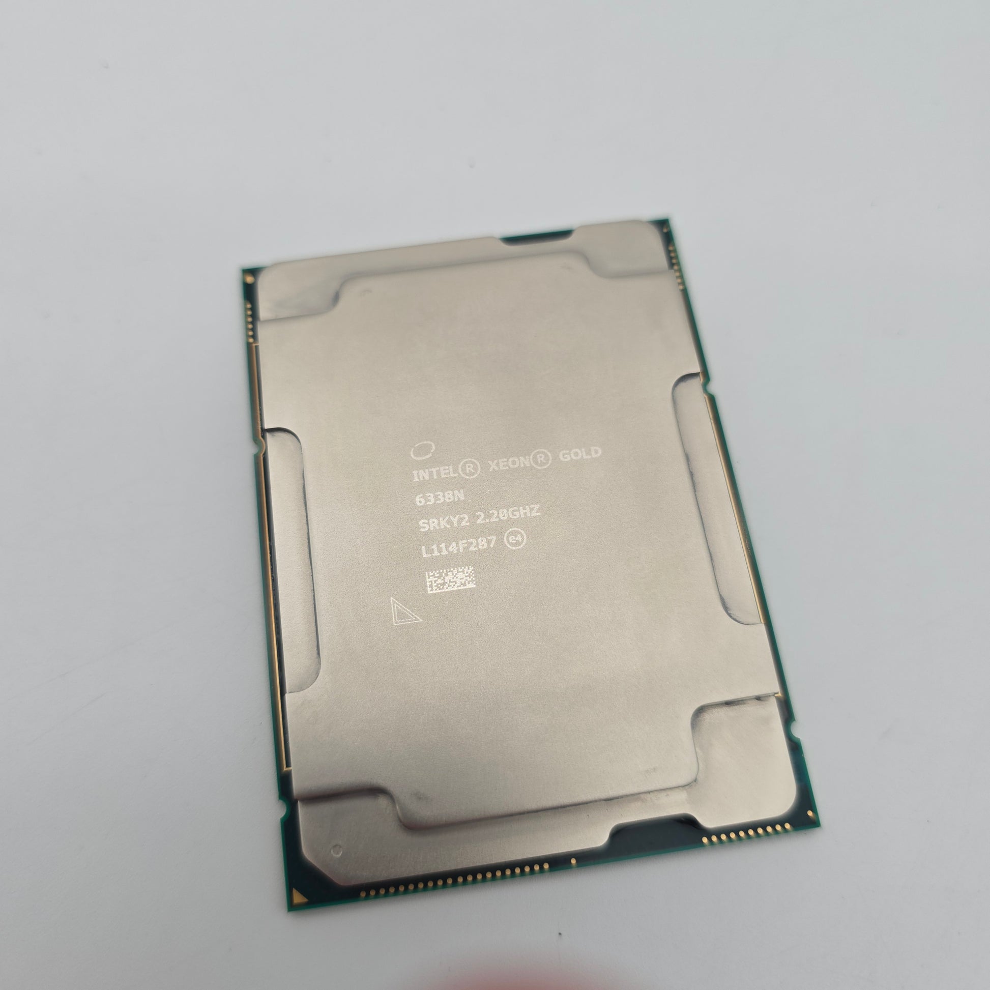Intel Xeon Gold 6338N 2.20GHz, Socket LGA 4189, 32-Core Server Processor CPU