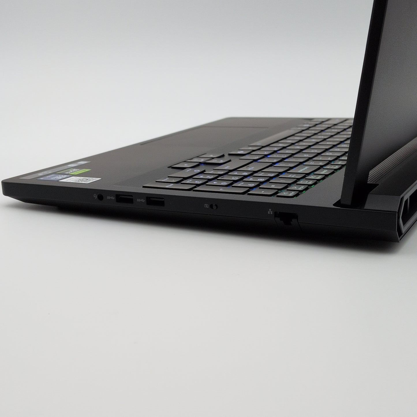 Lenovo Legion Pro 7 NVIDIA RTX 5070 Ti, Intel Ultra 9 275HX, 32GB DDR5 RAM, 16" QHD+ 240Hz OLED Gaming Laptop