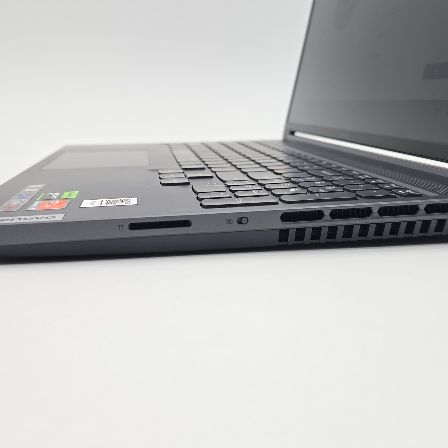 Lenovo Legion Slim 5 16APH8, RTX 4060, AMD Ryzen 5 7640HS, 32GB DDR5, 2.5TB NVMe, 16" WUXGA 144Hz, Windows Gaming Laptop
