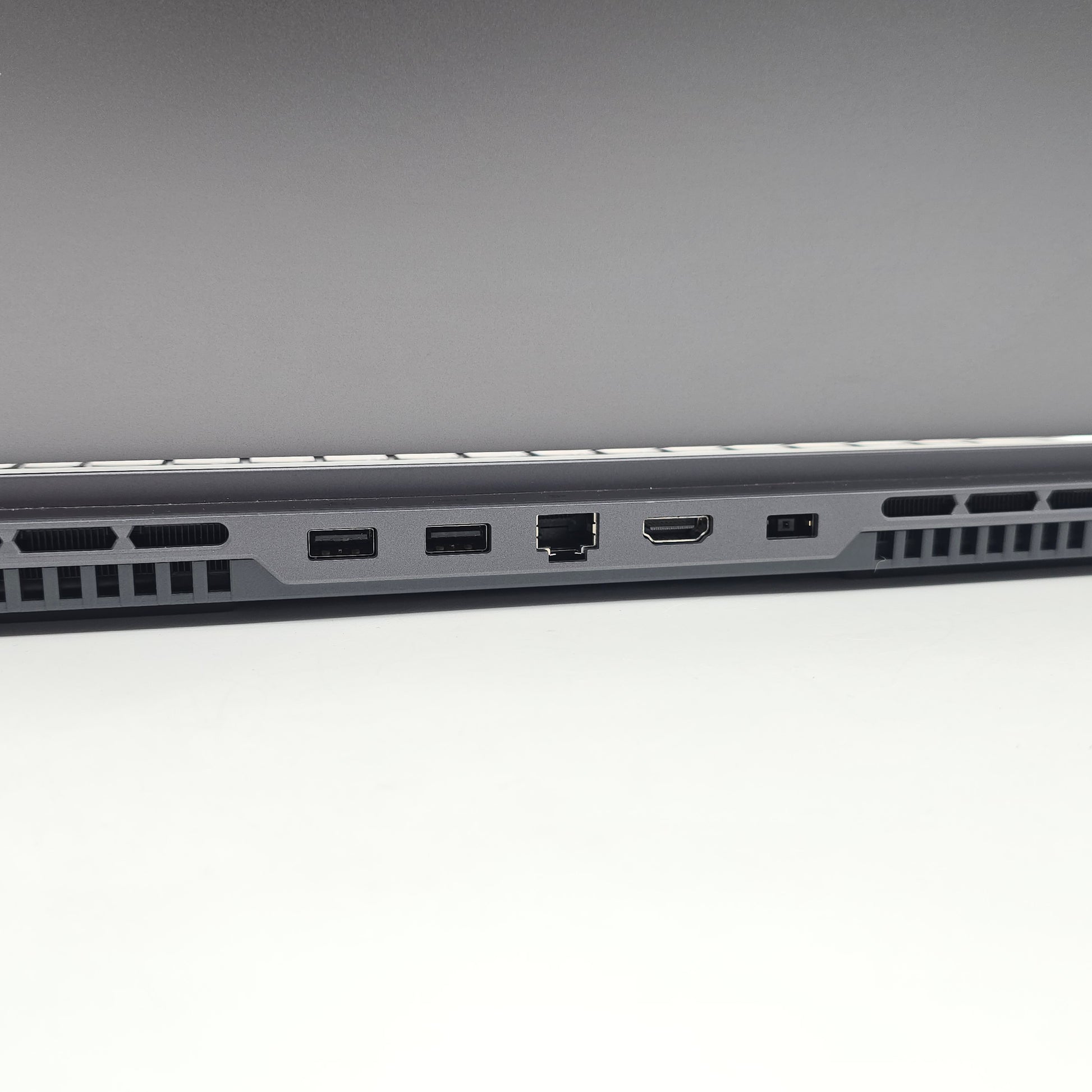 Lenovo Legion Slim 5 16APH8, RTX 4060, AMD Ryzen 5 7640HS, 32GB DDR5, 2.5TB NVMe, 16" WUXGA 144Hz, Windows Gaming Laptop