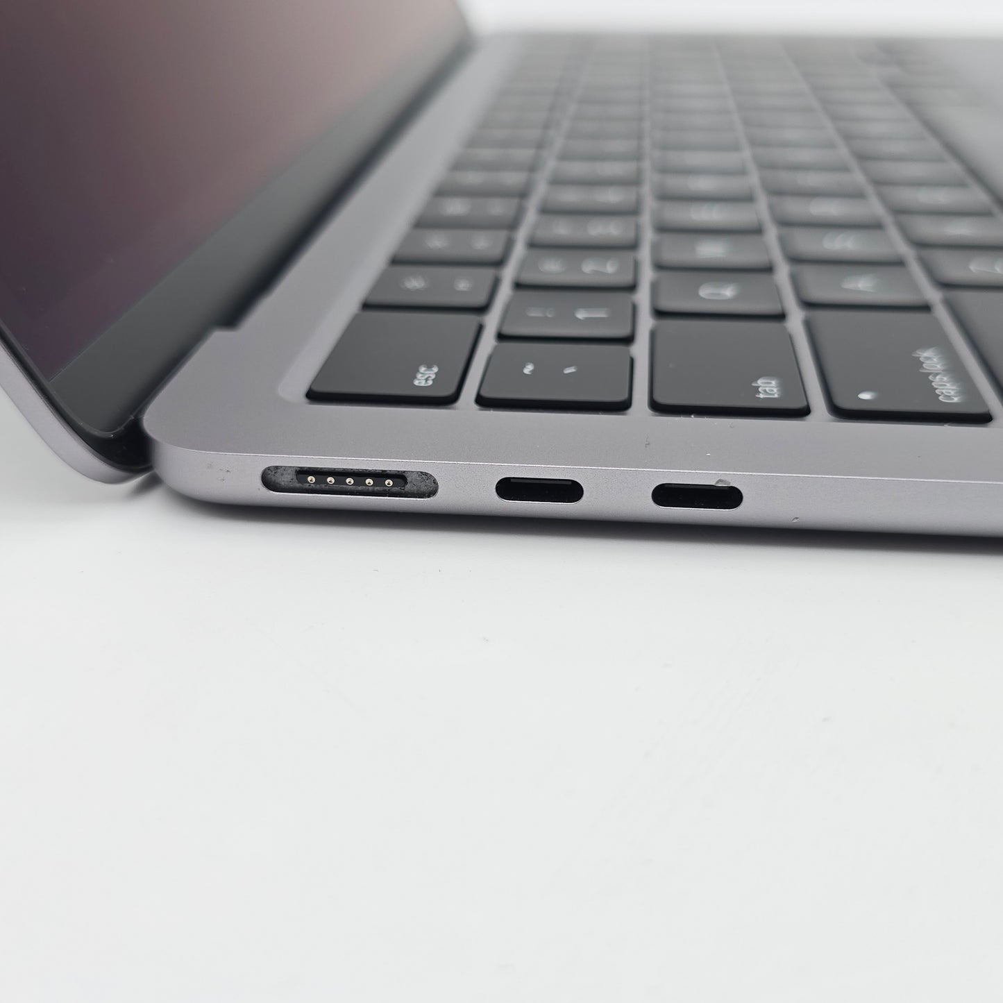 Apple Macbook Air 13" (2024), M3 Chip, 8GB DDR5, 256GB NVME Storage, 13" Retina Display Laptop