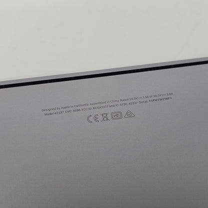 Macbook Air Apple M1 Chip, 256GB SSD, 8GB RAM, TouchID, Like New, 2 Battery Cycles