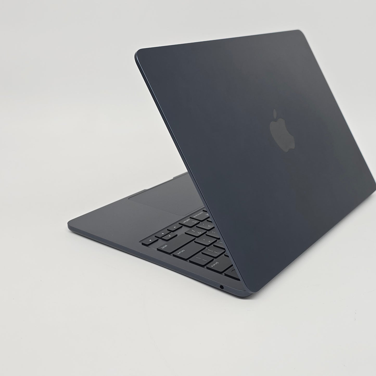 Macbook Air M2 13-Inch Apple Laptop, 256GB SSD, 8GB RAM, Midnight Blue, 10 Cycles