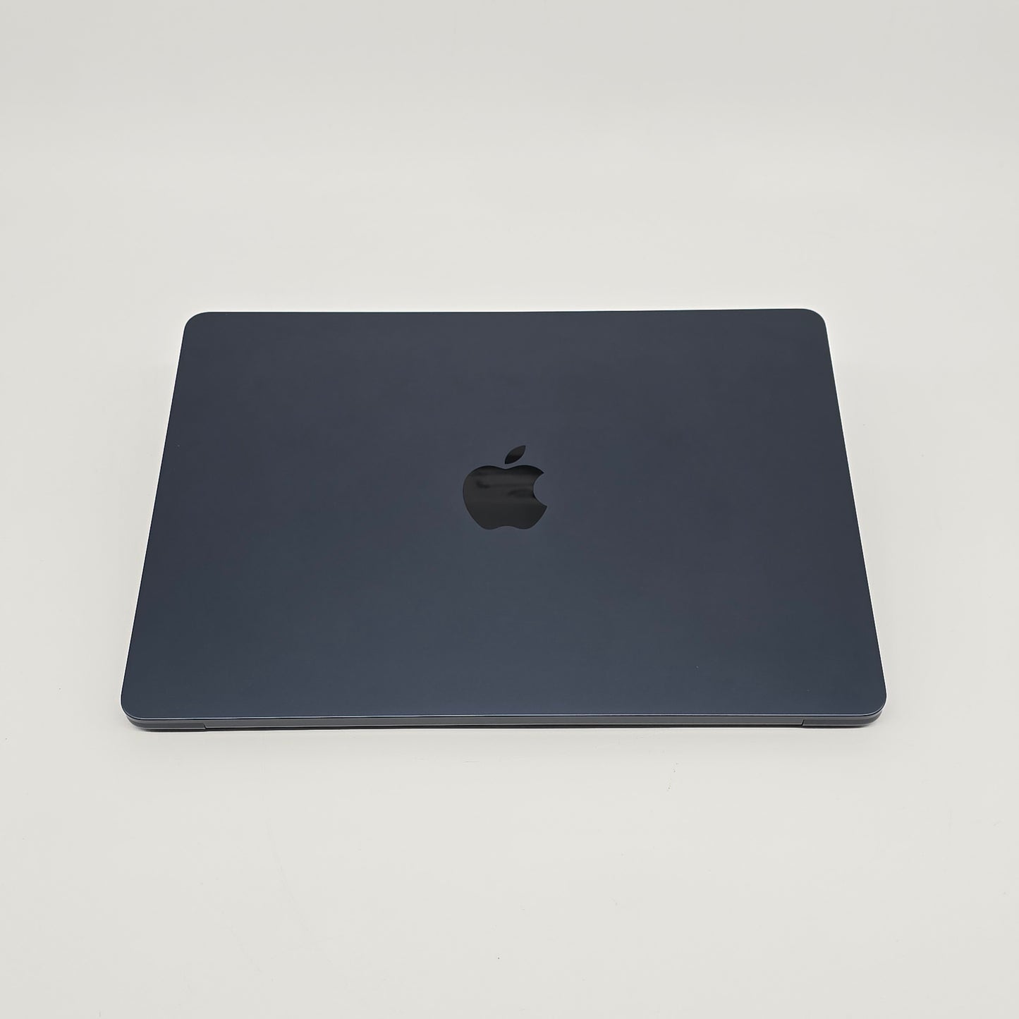Macbook Air M2 13-Inch Apple Laptop, 256GB SSD, 8GB RAM, Midnight Blue, 10 Cycles